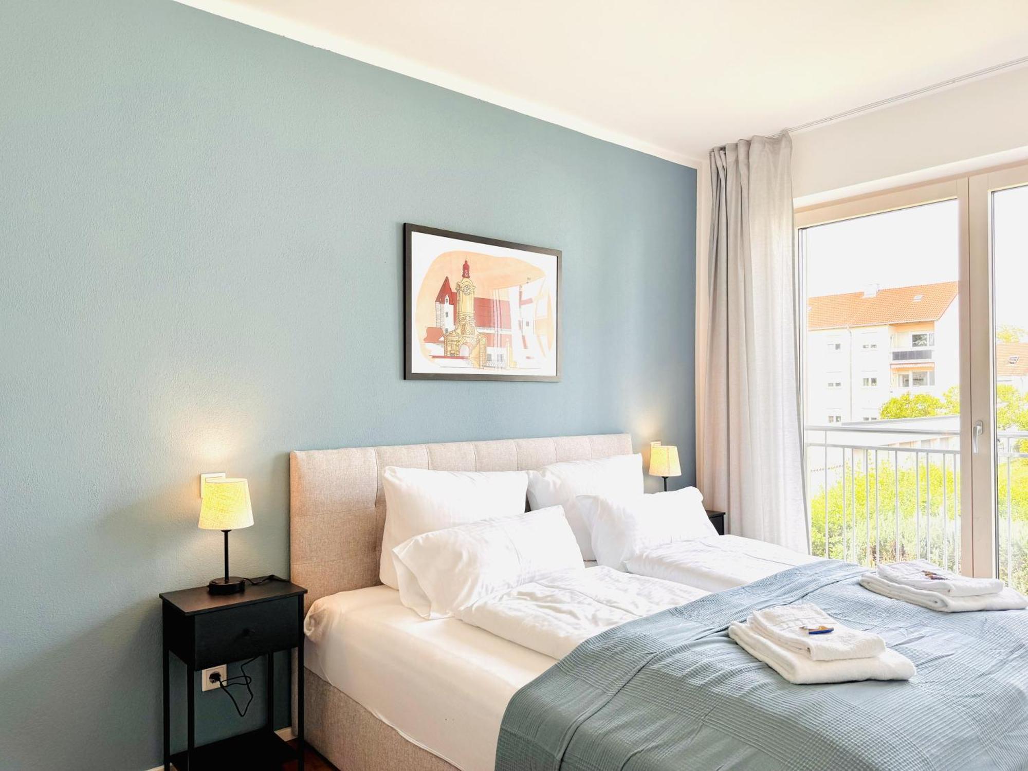E&K Living - Design Apartments - Netflix - Audi - In Village - Free Parking Ingolstadt Luaran gambar